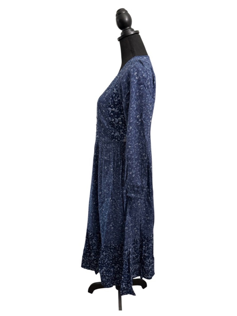 Old Navy Women's Blue Floral Sleeveless Dress Small, Smocked, Midi Dress - Picture 5 of 6
